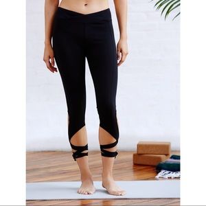 FREE PEOPLE MOVEMENT TURNOUT WRAP LEGGINGS